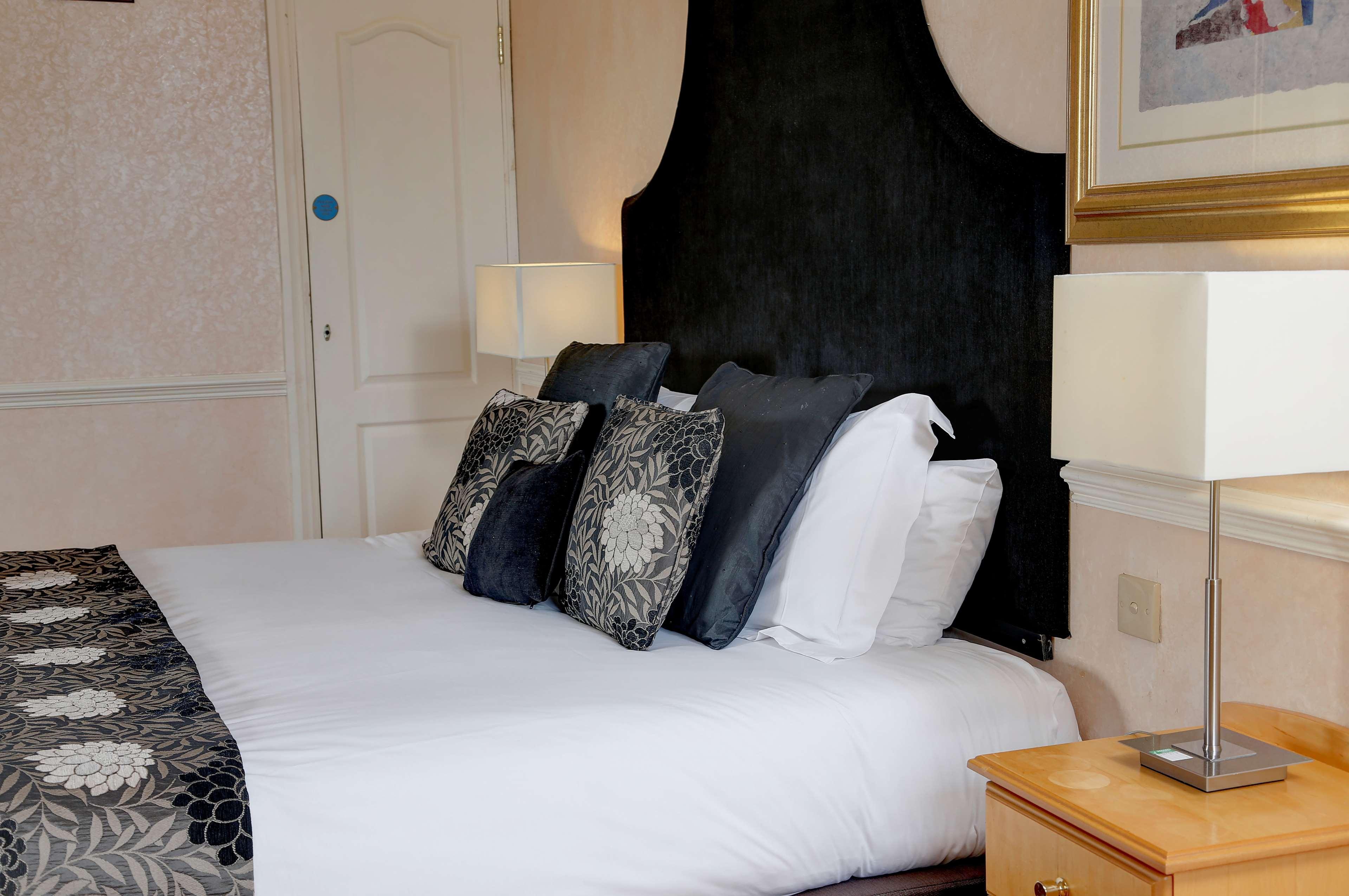 Holiday Inn - Manchester - Oldham By Ihg エクステリア 写真