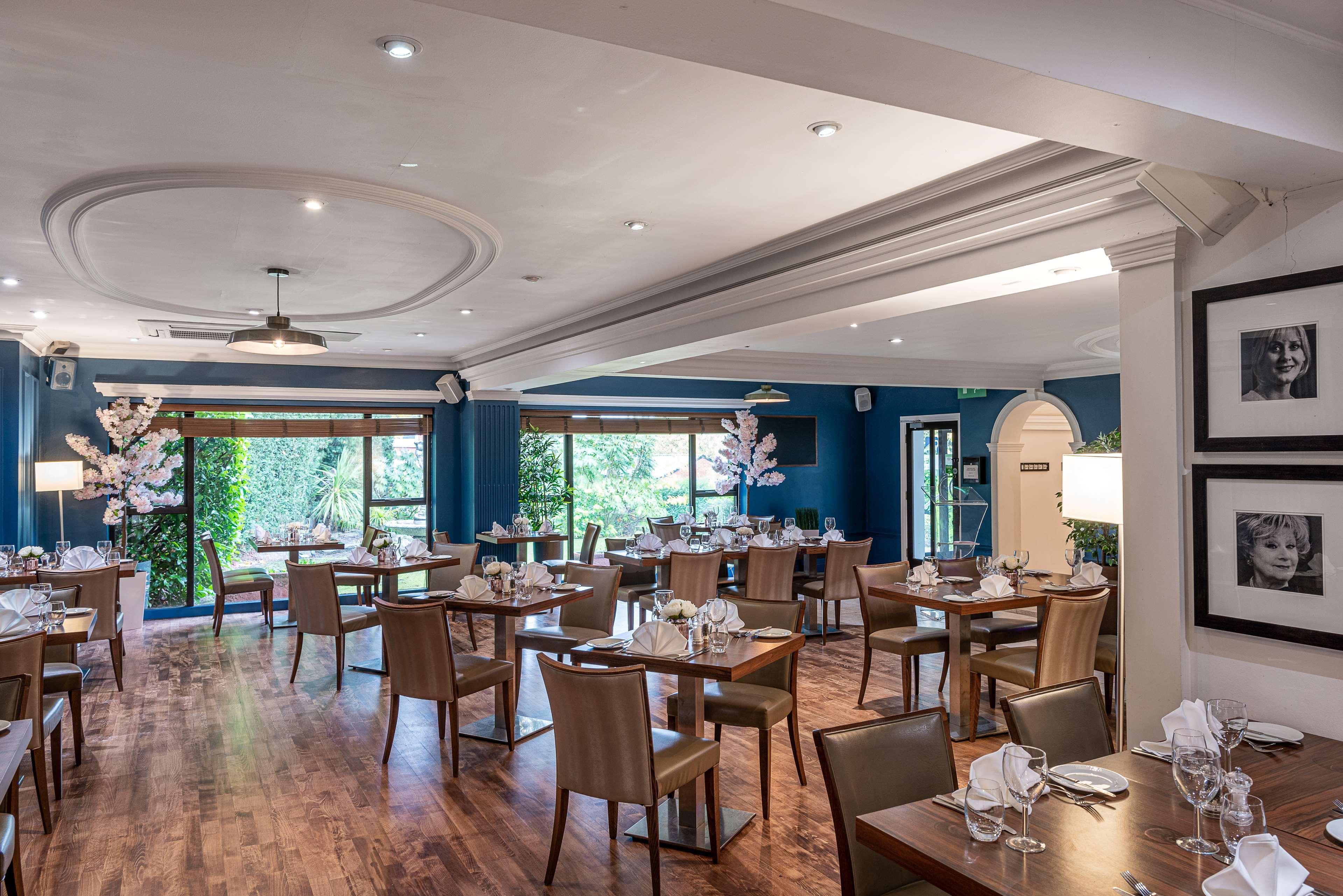 Holiday Inn - Manchester - Oldham By Ihg エクステリア 写真