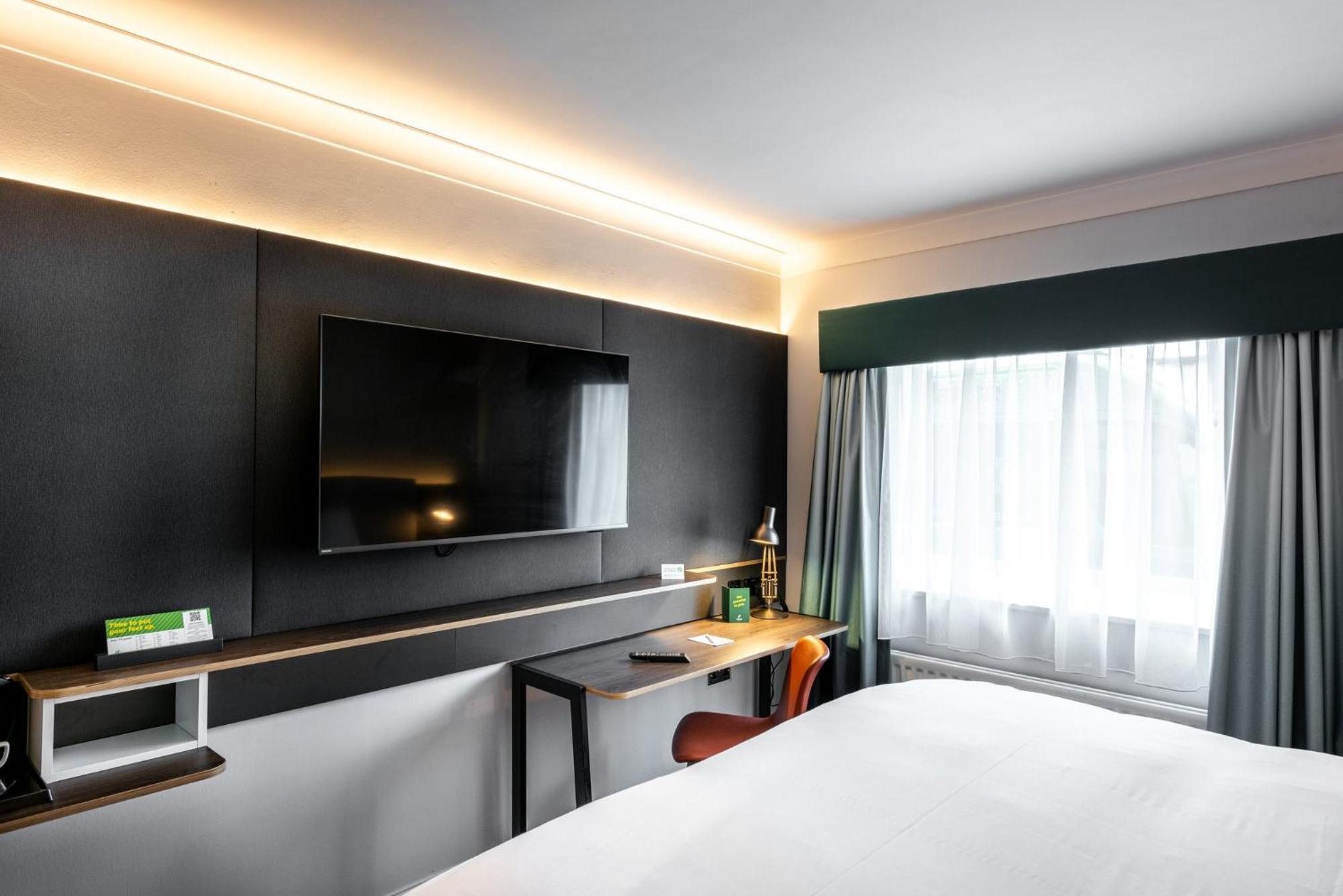 Holiday Inn - Manchester - Oldham By Ihg エクステリア 写真