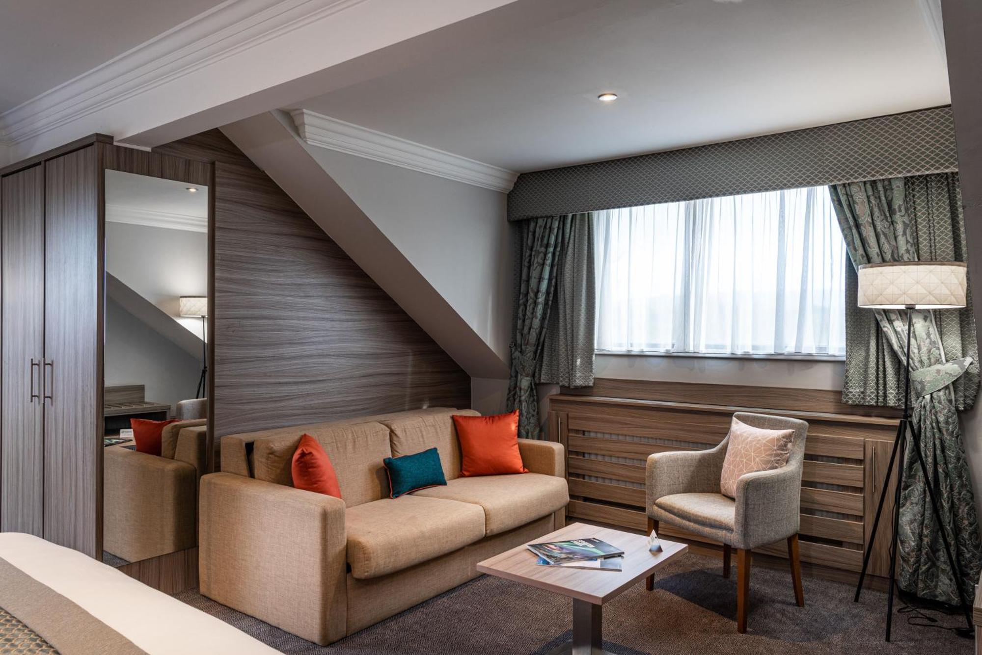 Holiday Inn - Manchester - Oldham By Ihg エクステリア 写真