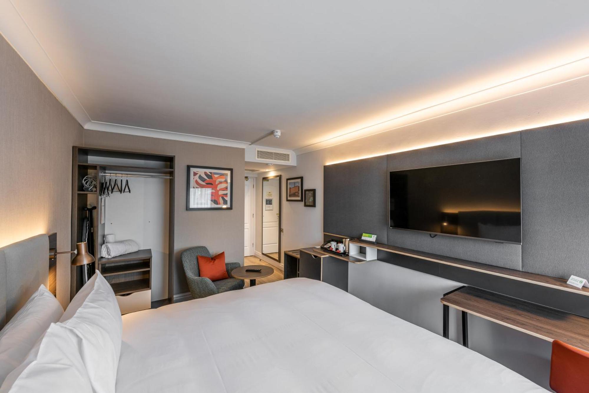 Holiday Inn - Manchester - Oldham By Ihg エクステリア 写真